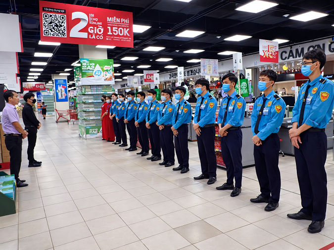 VÌ SAO NÊN THUÊ DỊCH VỤ BẢO VỆ CHUYÊN NGHIỆP?